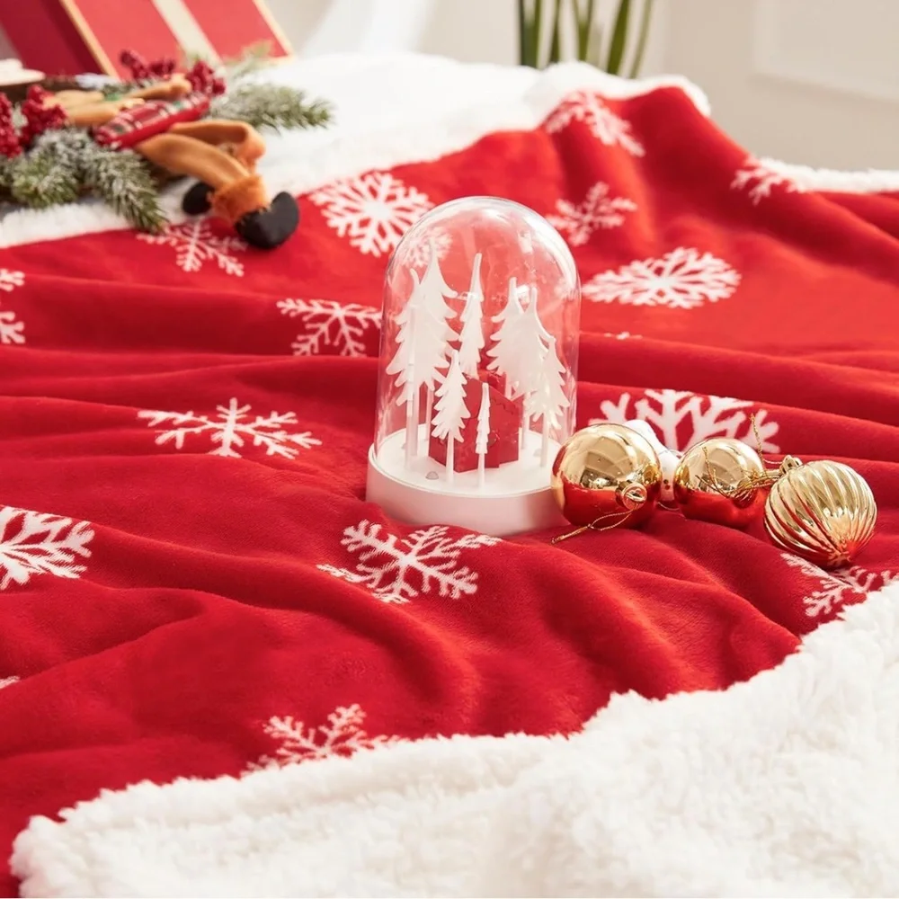 Holiday Red Snowflake Throw Blanket